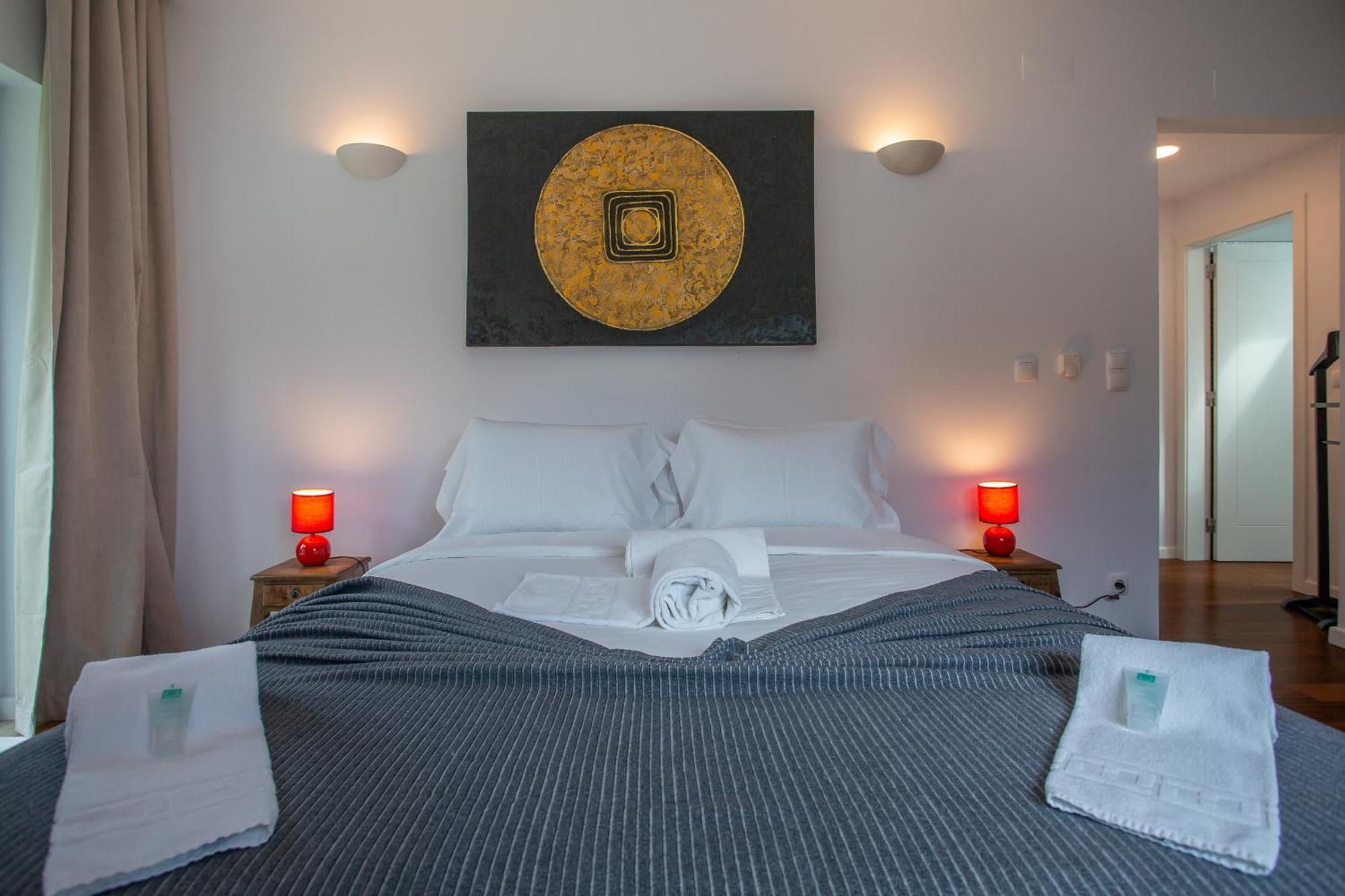 Penedo Escape Sea Suites Colares Ngoại thất bức ảnh