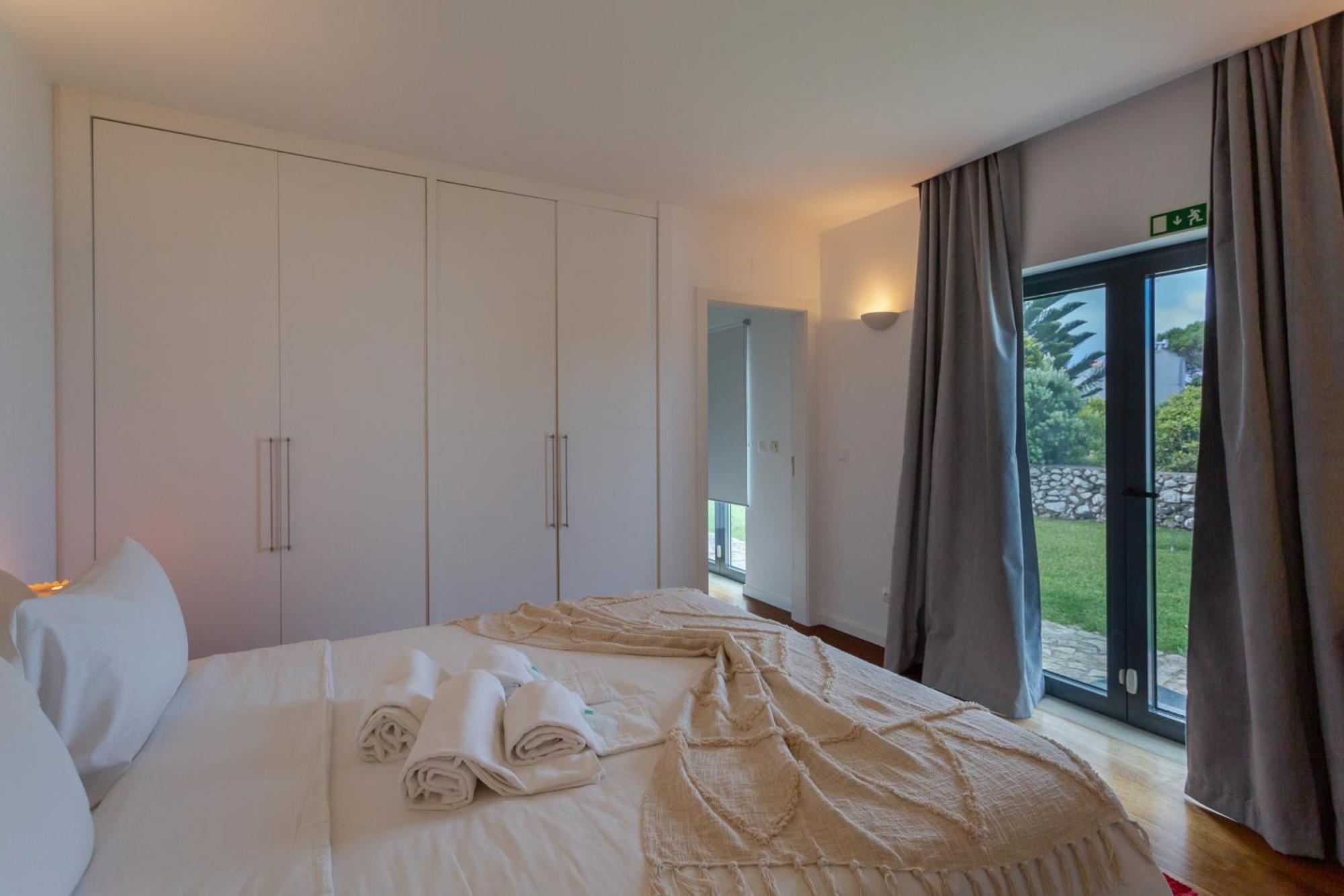 Penedo Escape Sea Suites Colares Ngoại thất bức ảnh